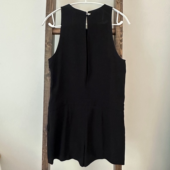 Aritzia Babaton Ozzy Romper with Pockets Size 4 - Picture 2 of 16